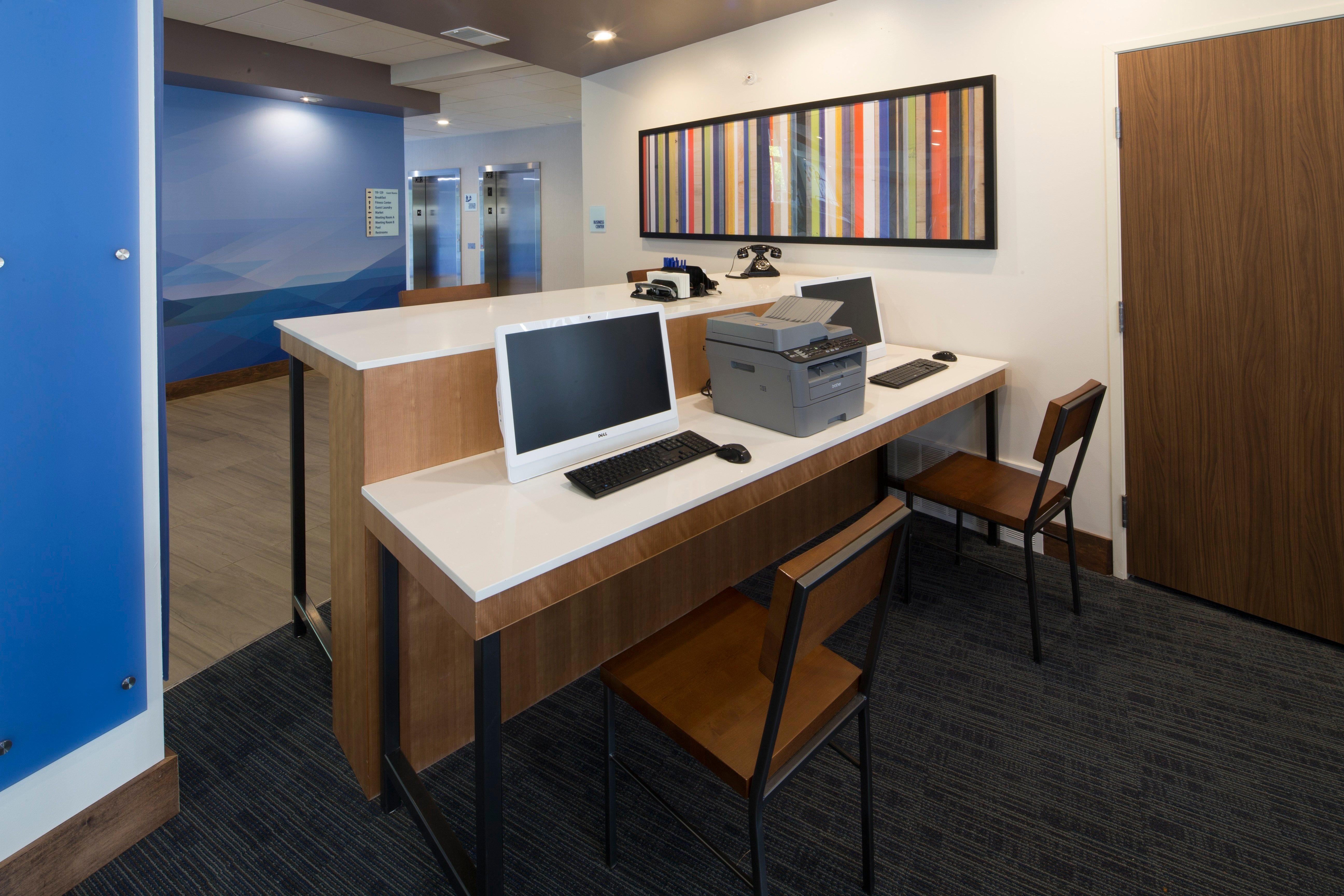 Holiday Inn Express & Suites Alpena - Downtown By Ihg Eksteriør billede
